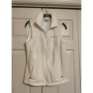 Columbia Vest, Size M